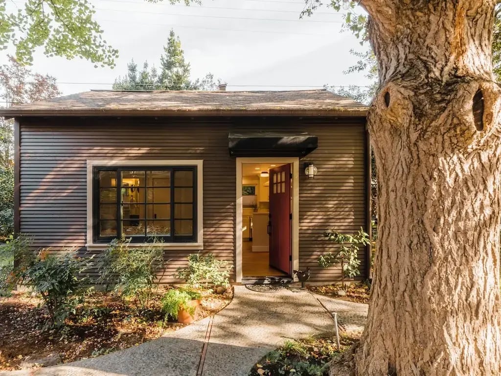 crow adu exterior entry open door crow adu exterior entry open door