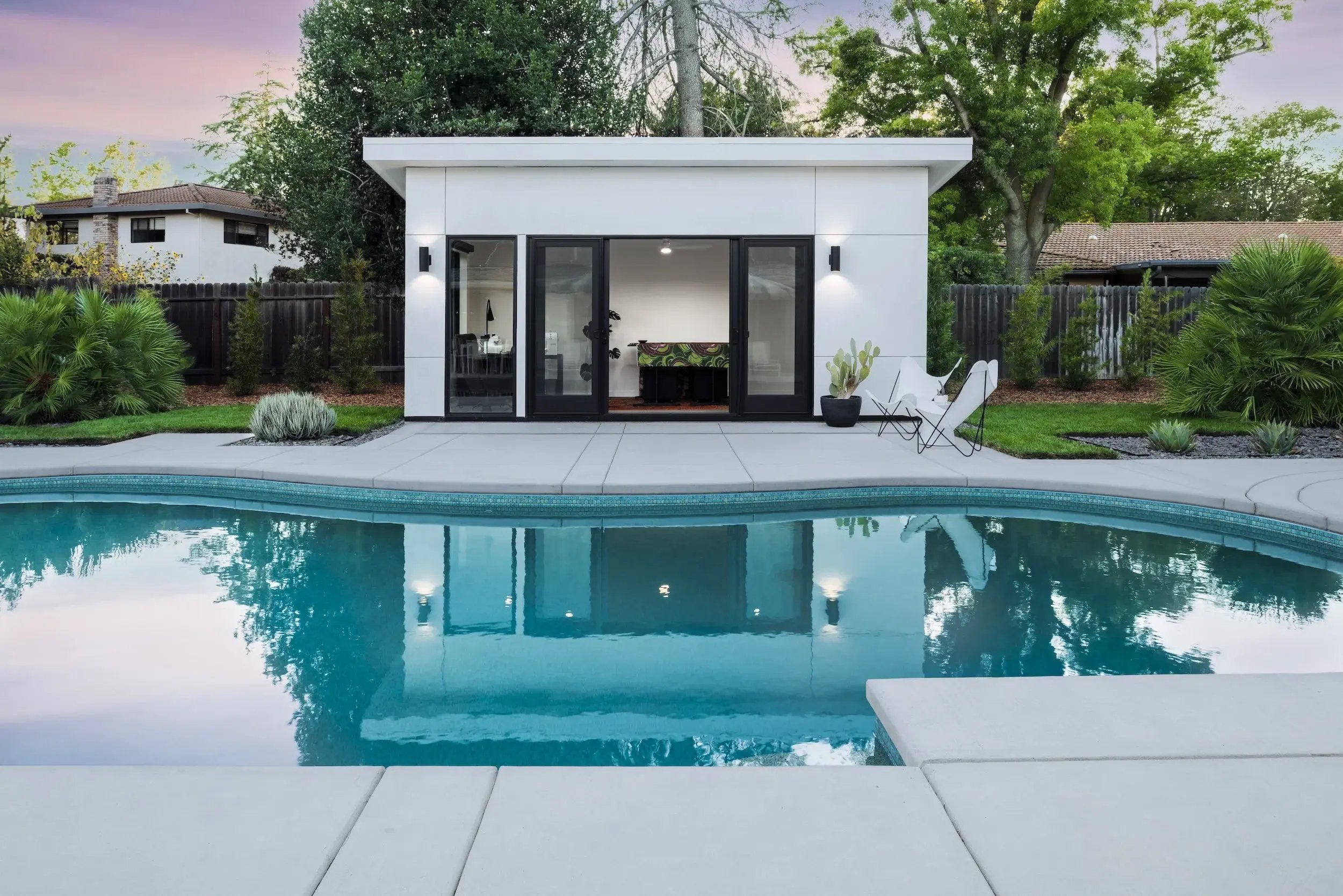 PLAM+SPRINGS+POOL+CABANA+