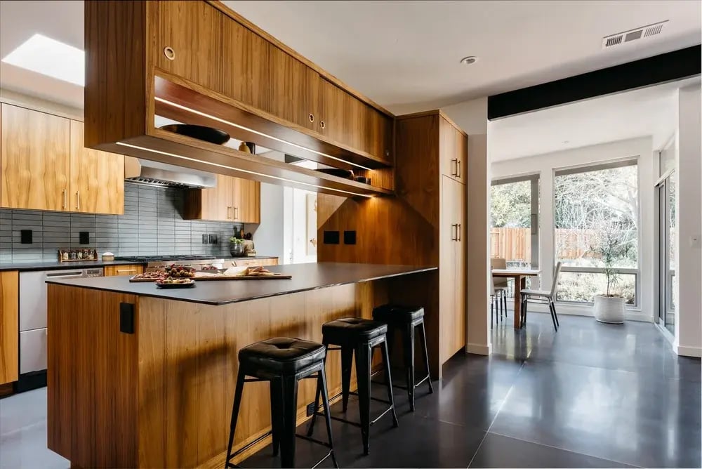 POLISHED+CONCRETE+HEATH+TILE+TEAK+BAR+SEATING