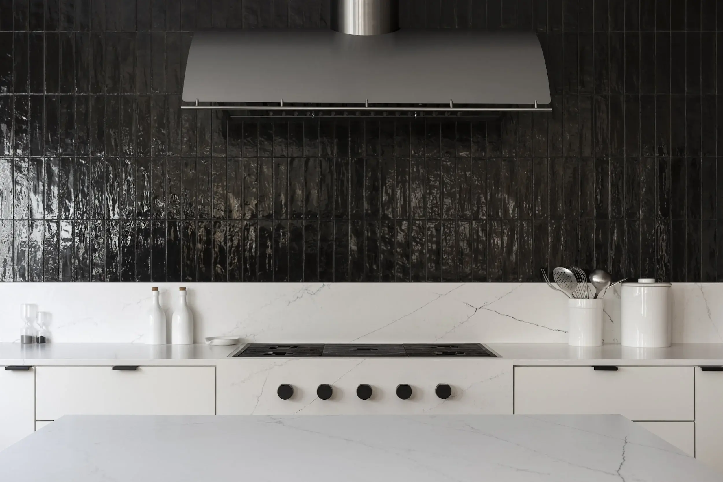 BLACK+AND+WHITE+INTEGRATED+INDUCTION-1
