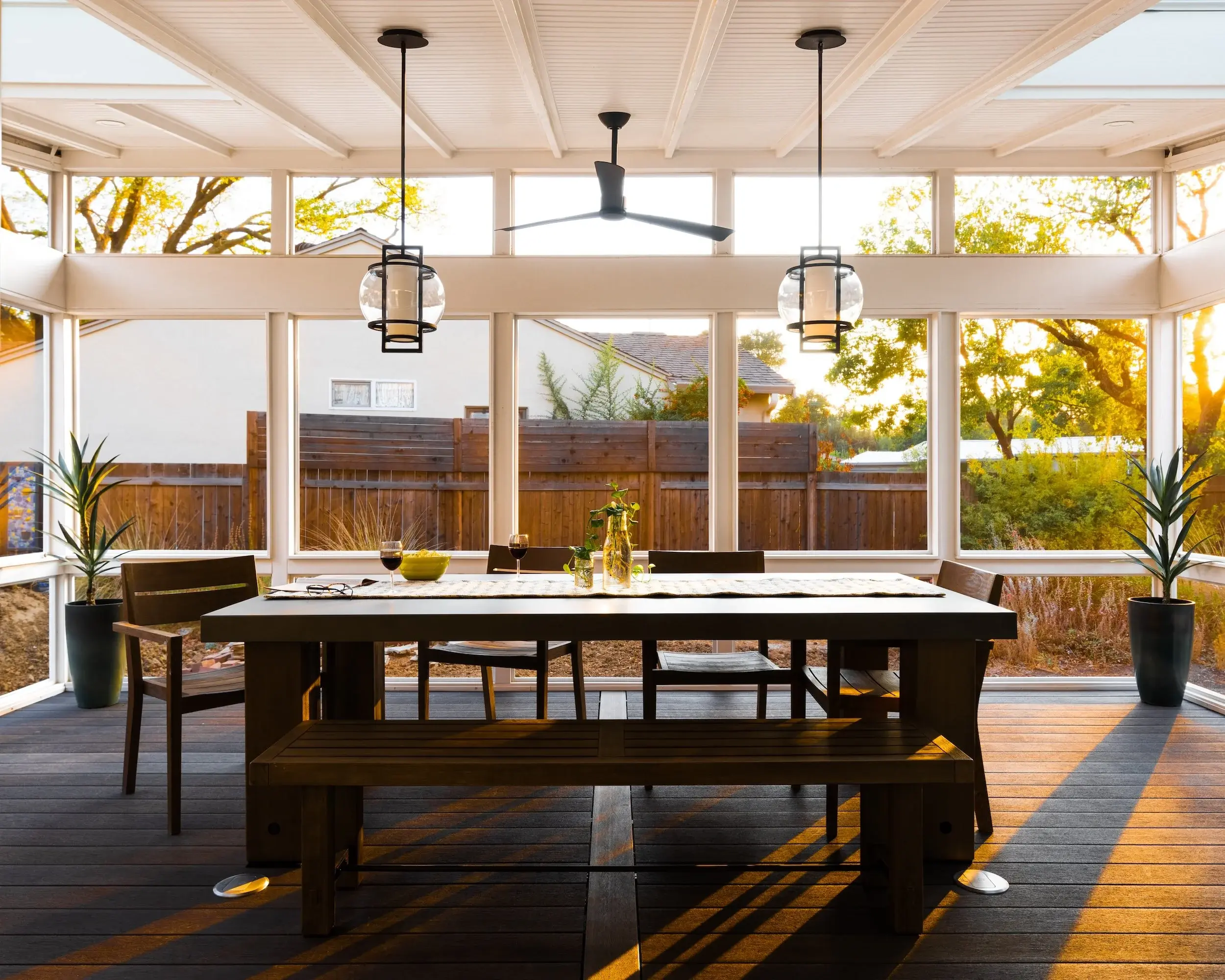 CALI+LIVING+3+SEASON+PORCH (1)