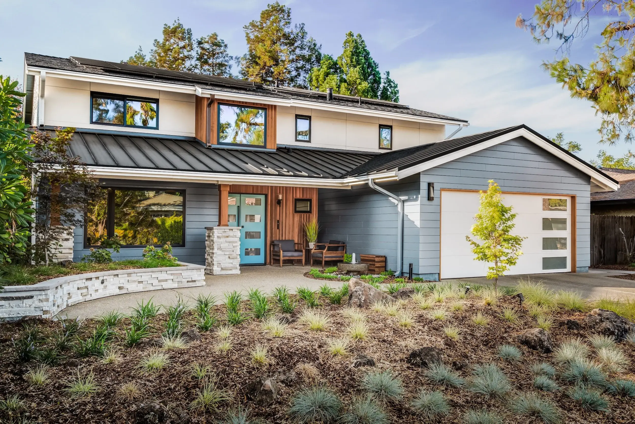CLOSE+UP+RH+CEDAR+BLUE+DOOR+STANDING+SEAM+ROOF