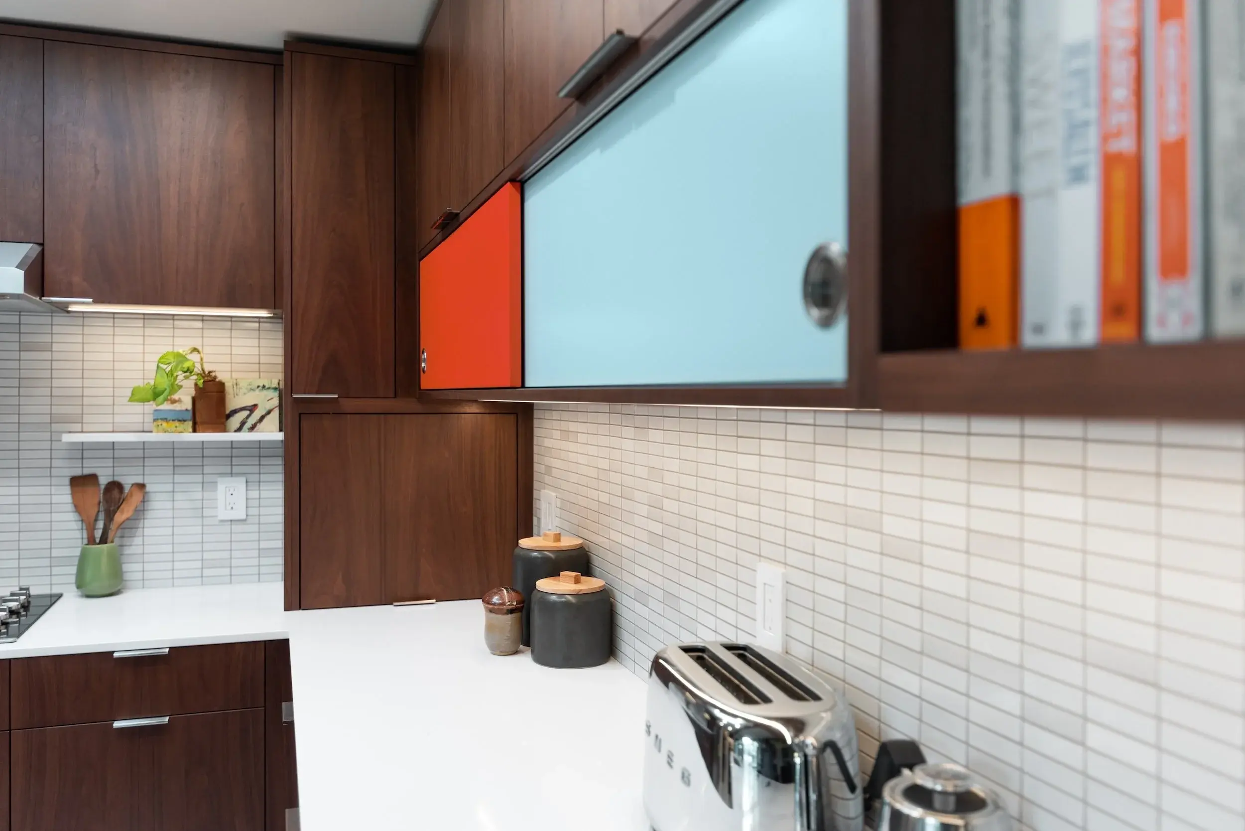 HEATH+TILE+STRENG+KITCHEN+BLACK+WALNUT+COLOR (1)