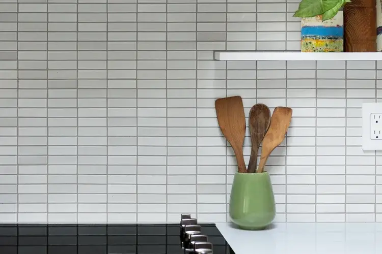 INDUCTION+COOKTOP+FLOATING+SHELF+INTEGRATED+HEATH+TILE