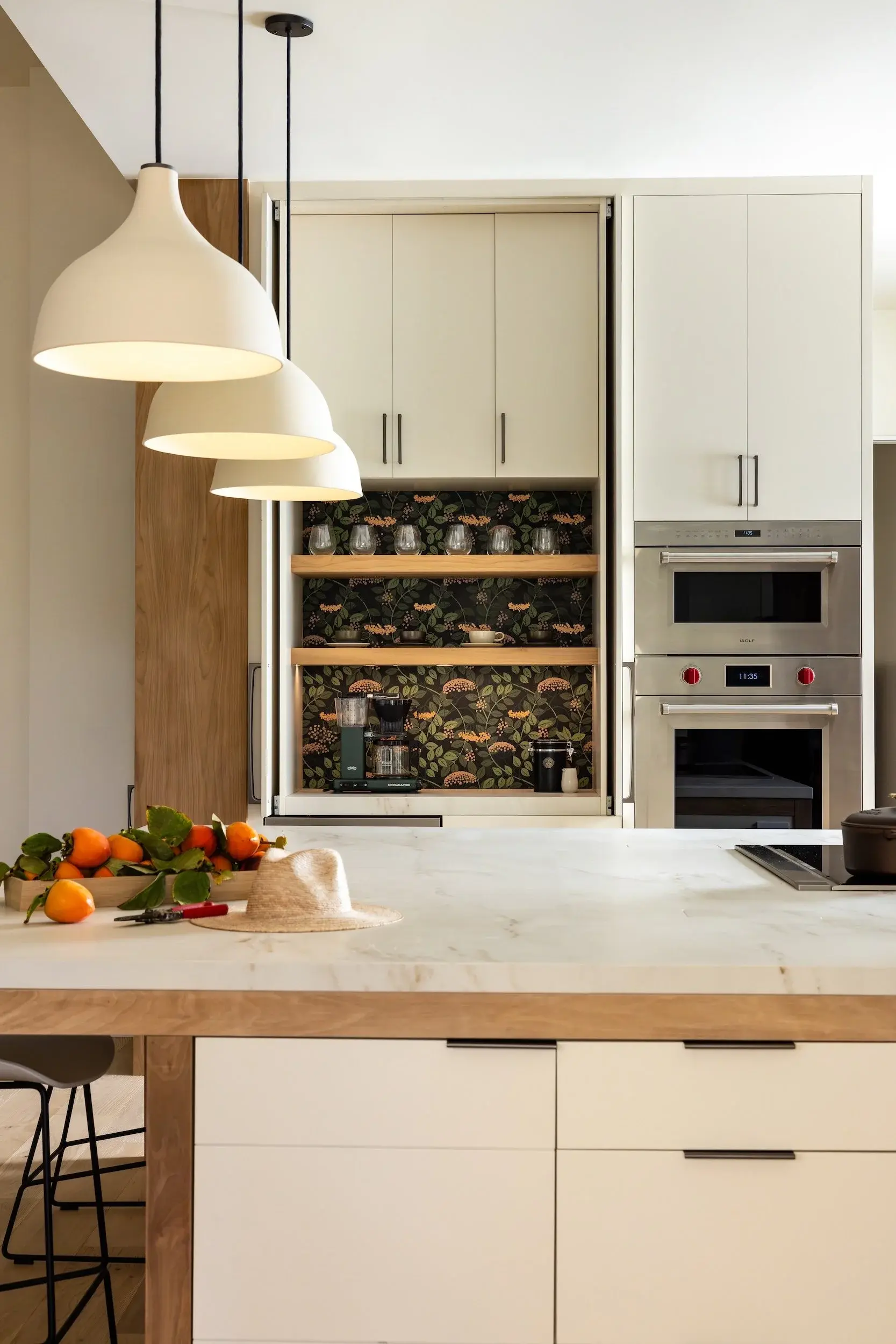 OPEN+BEVERAGE+GARAGE+MOODY+WALLPAPER+GREEN+OPEN+SHELVING