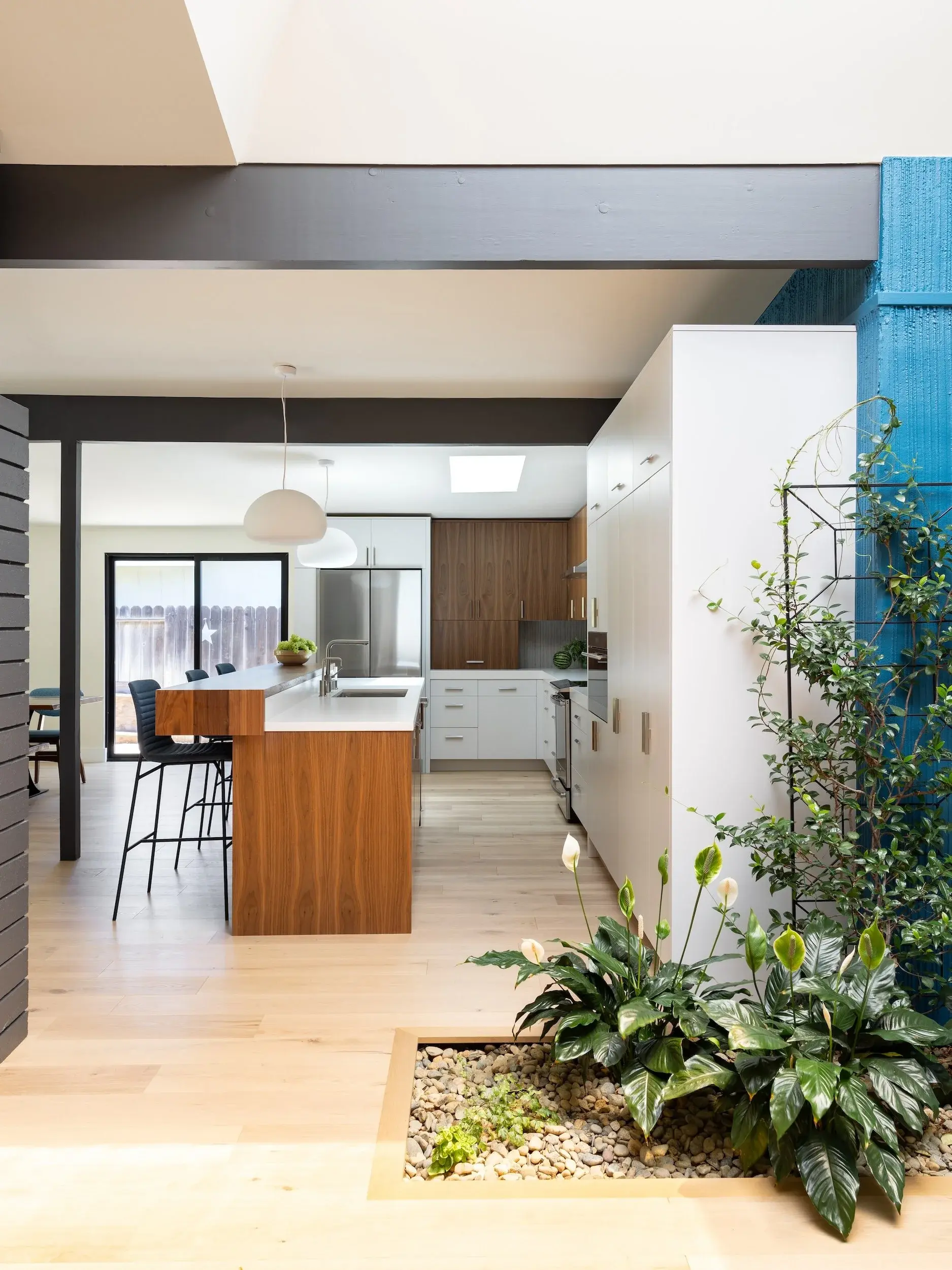 STRENG+ATRIUM+TO+KITCHEN-1