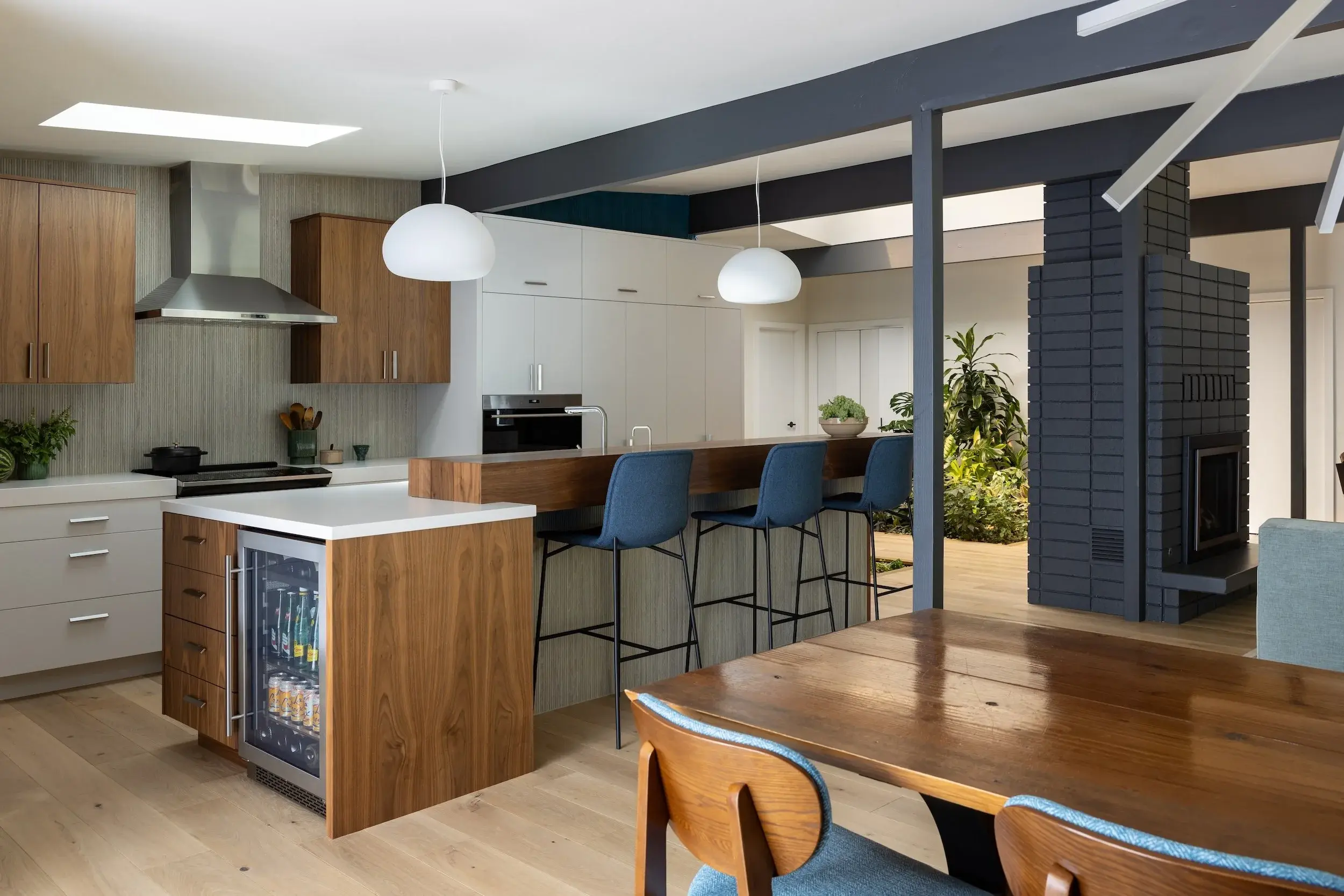 STRENG+POST+BEAM+SKYLIGHT-1