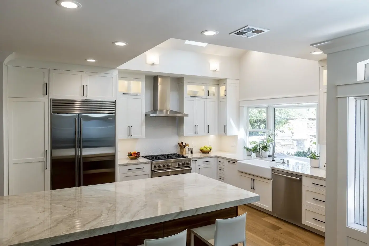 TRADITIONAL+WHITE+KITCHEN