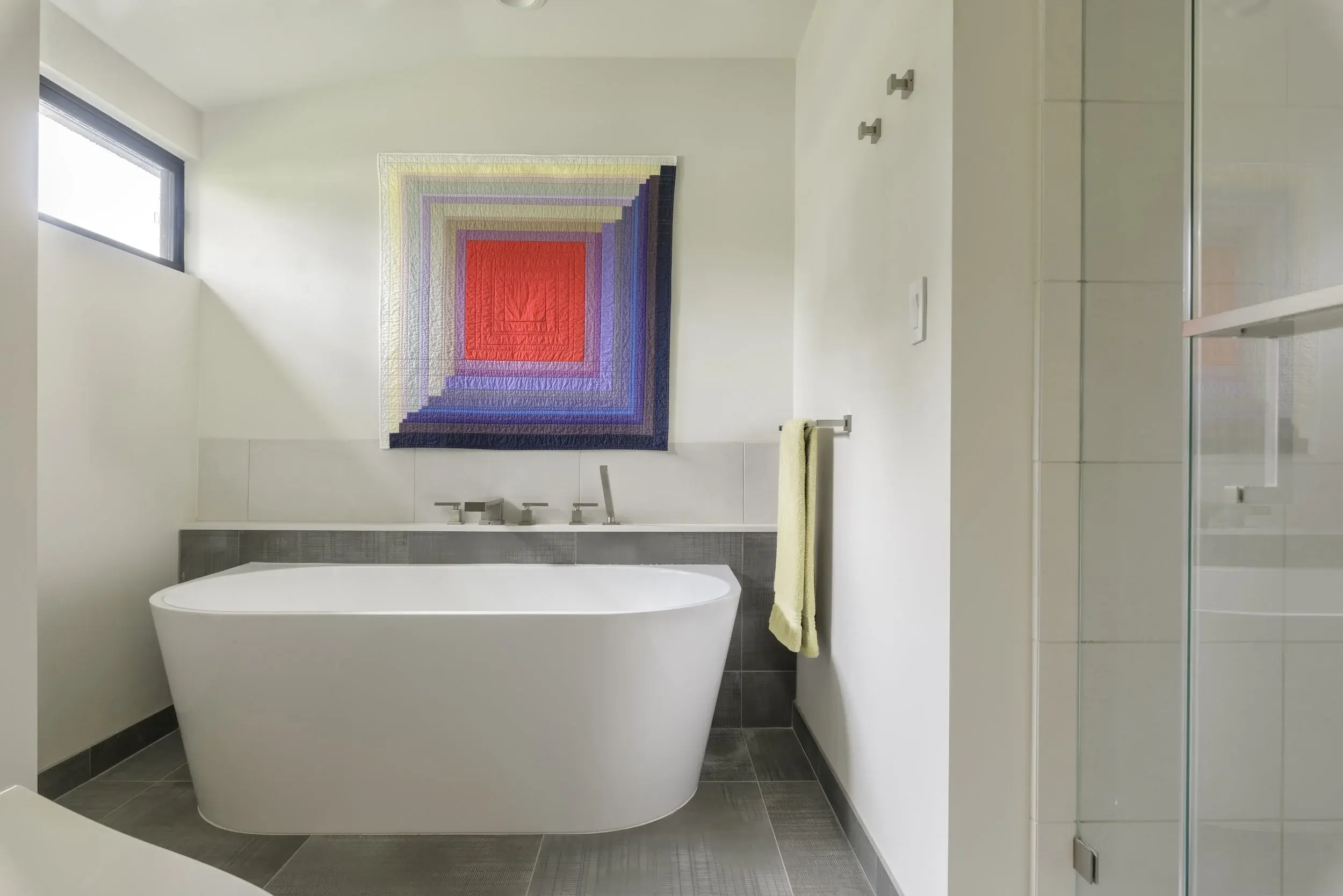 TWO+ISLAND+BATHTUB+QUILT+ART