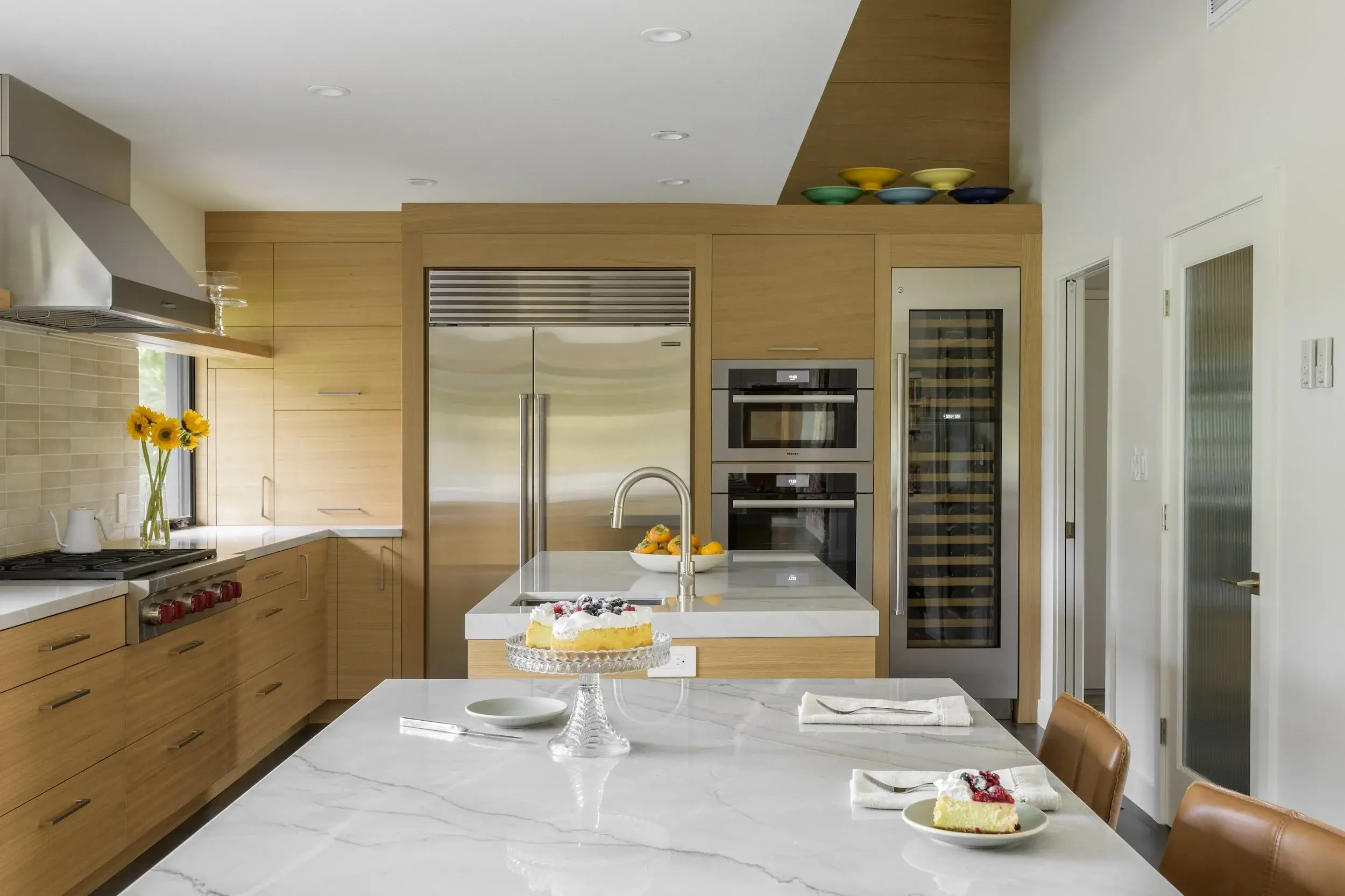 TWO+ISLANDS+MODERN+KITCHEN